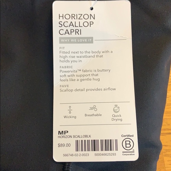 ATHLETA Horizon Scallop Capri Black NWT - Picture 3 of 4